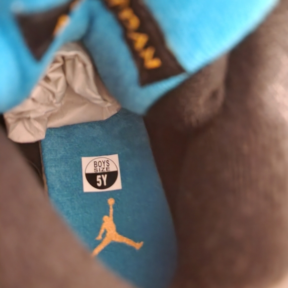 Air Jordan 5 Retro Aquatone Taxi sz 5y - Picture 8 of 9